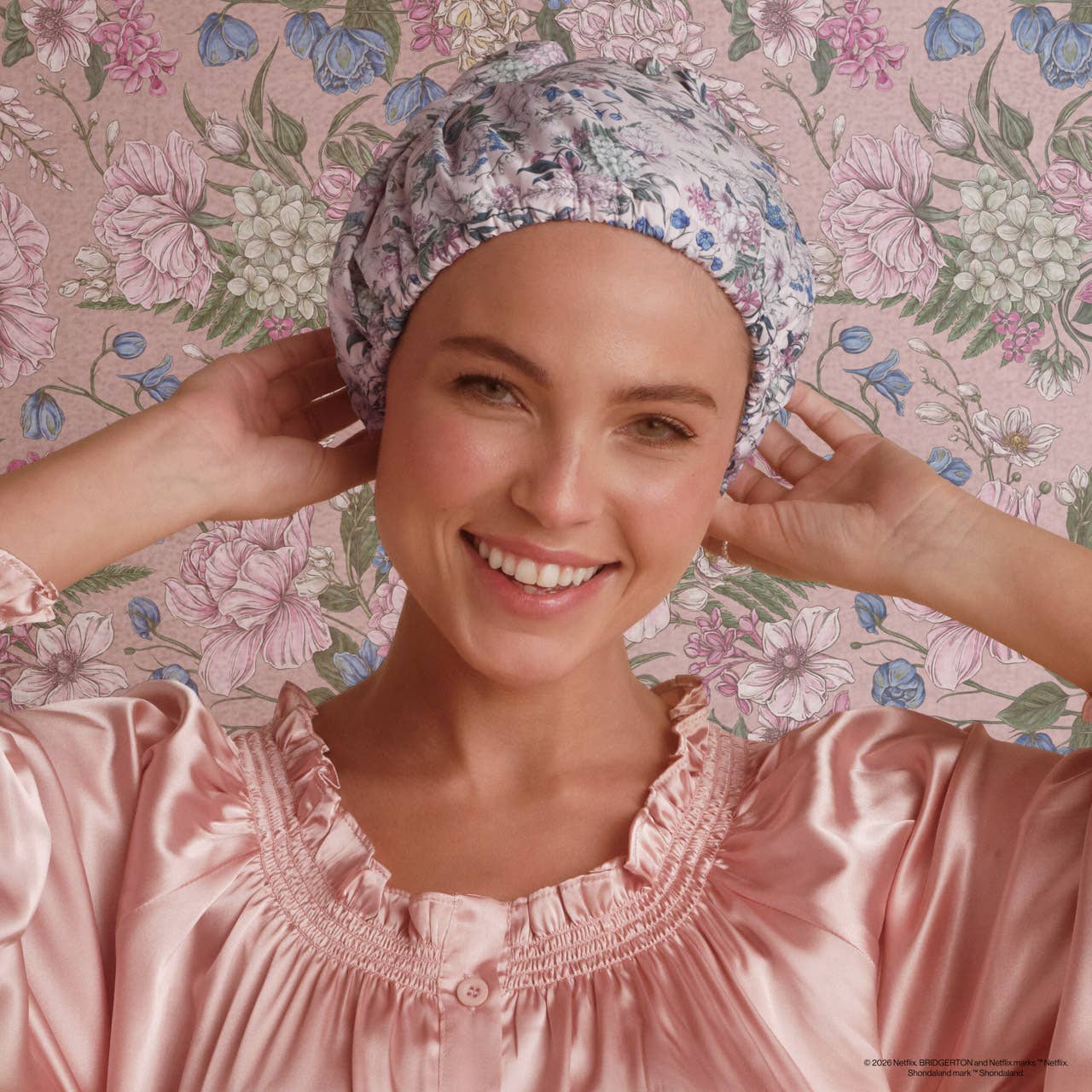 Bridgerton x Kitsch Satin-Lined Flexi Shower Cap