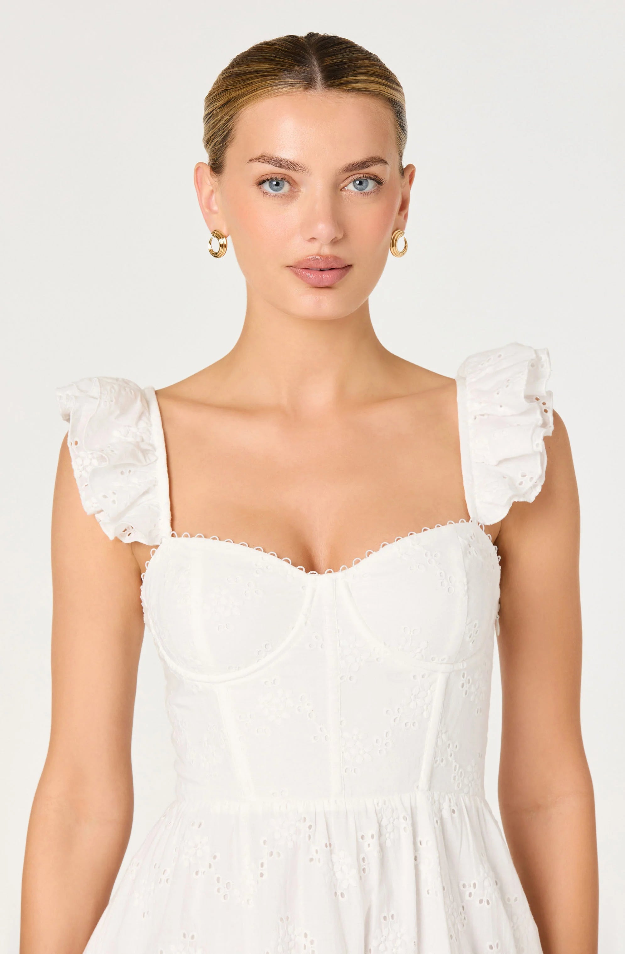 Wedelia White Lace Dress
