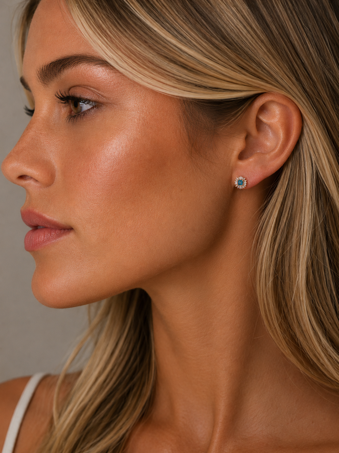 Amalie Stud Earrings
