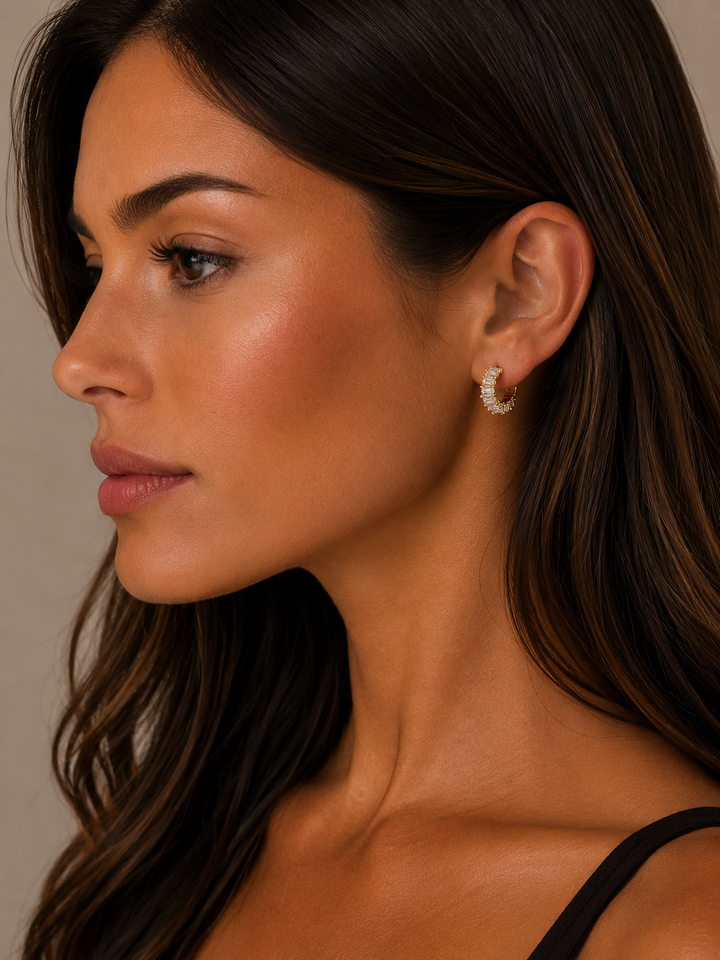 Bella petite hoop Earring