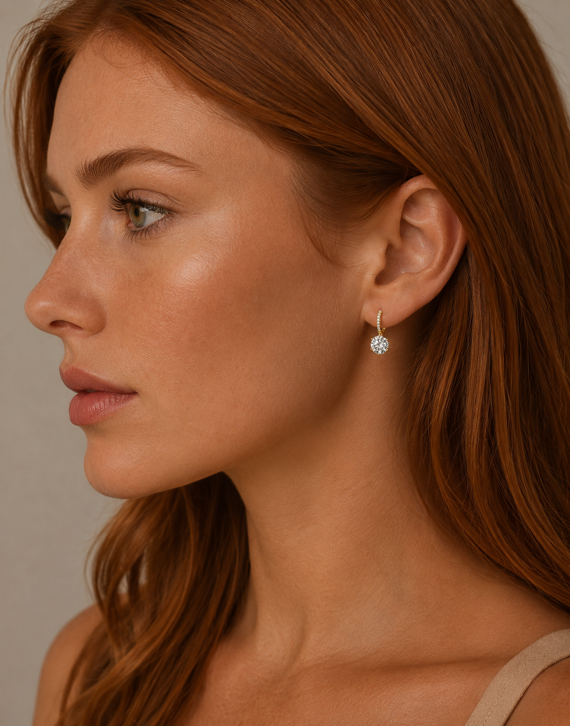 Aria 1.5ct Huggie Earrings | Gold/Clear