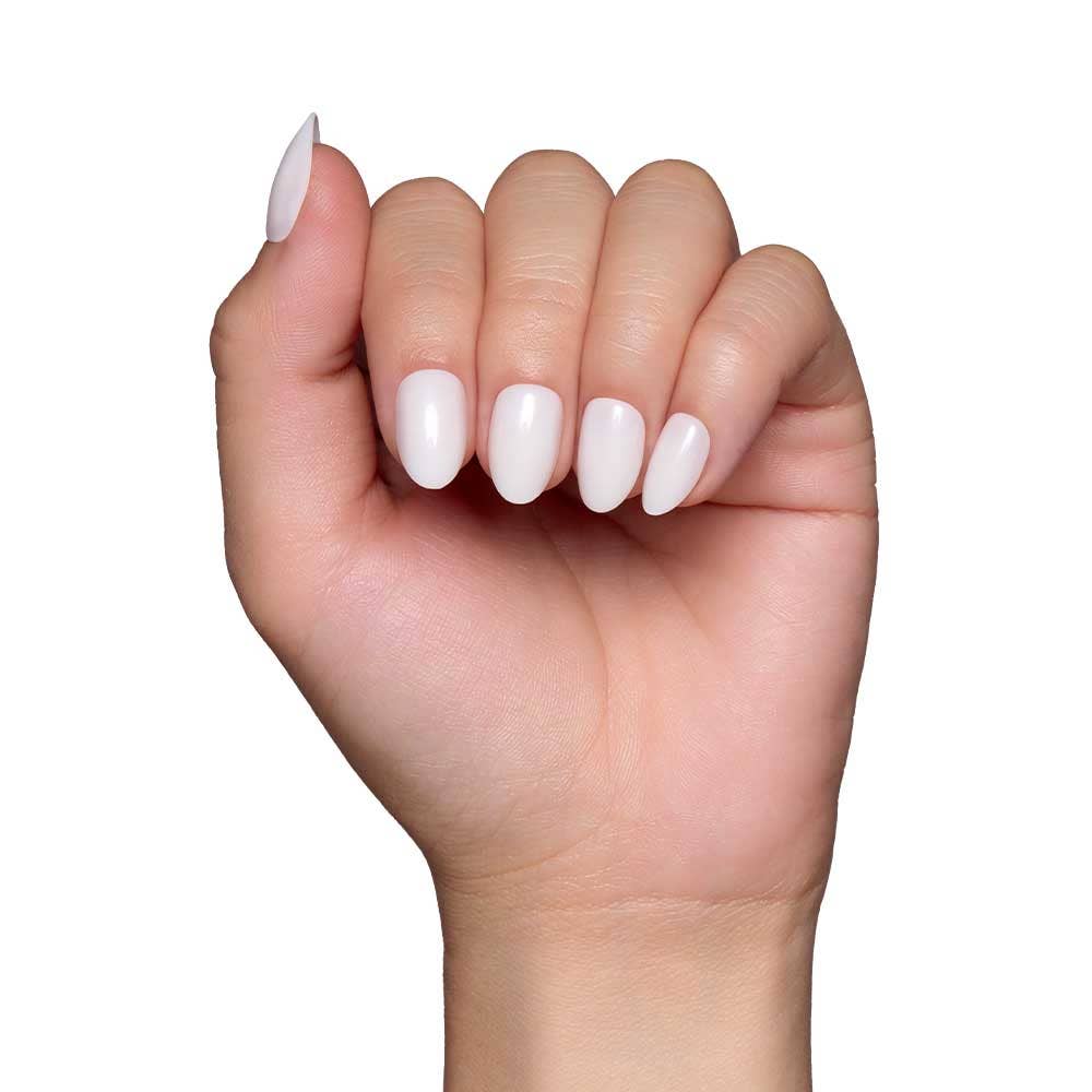 White Swan Press-On Nails | Short Oval