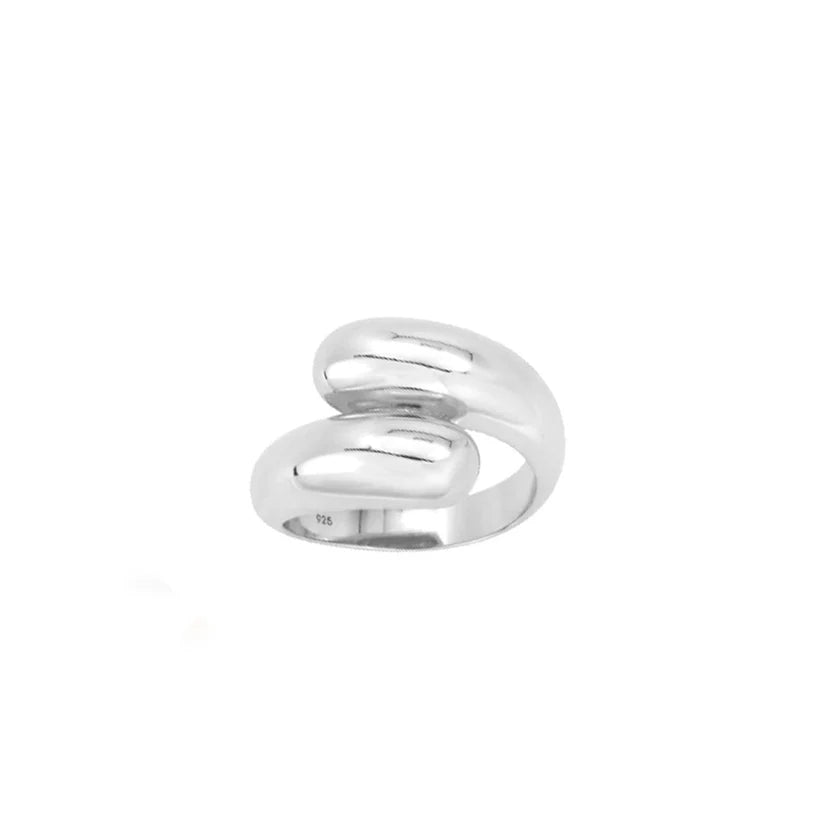 Maxine Twist Ring