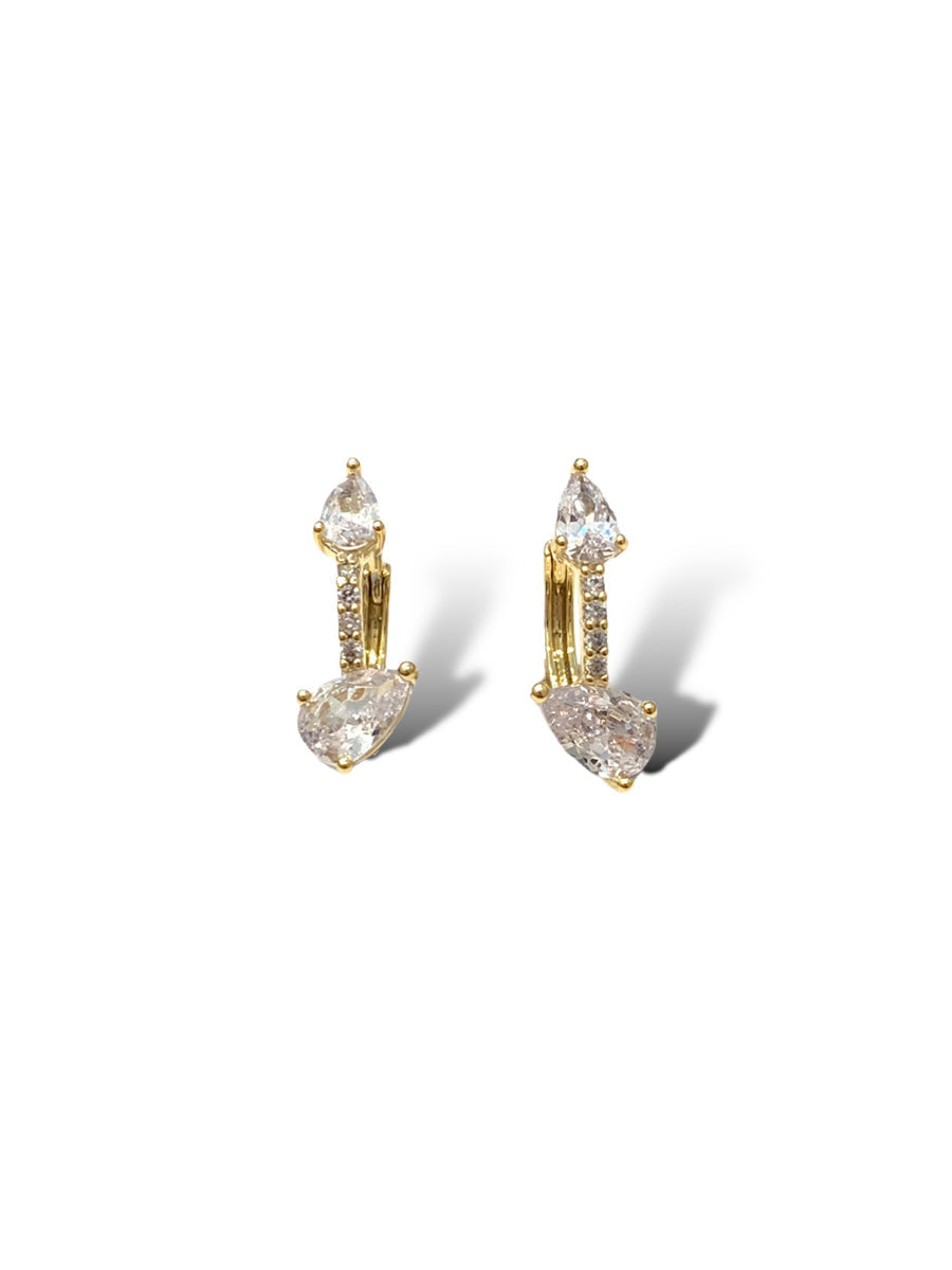 Ella huggie earring
