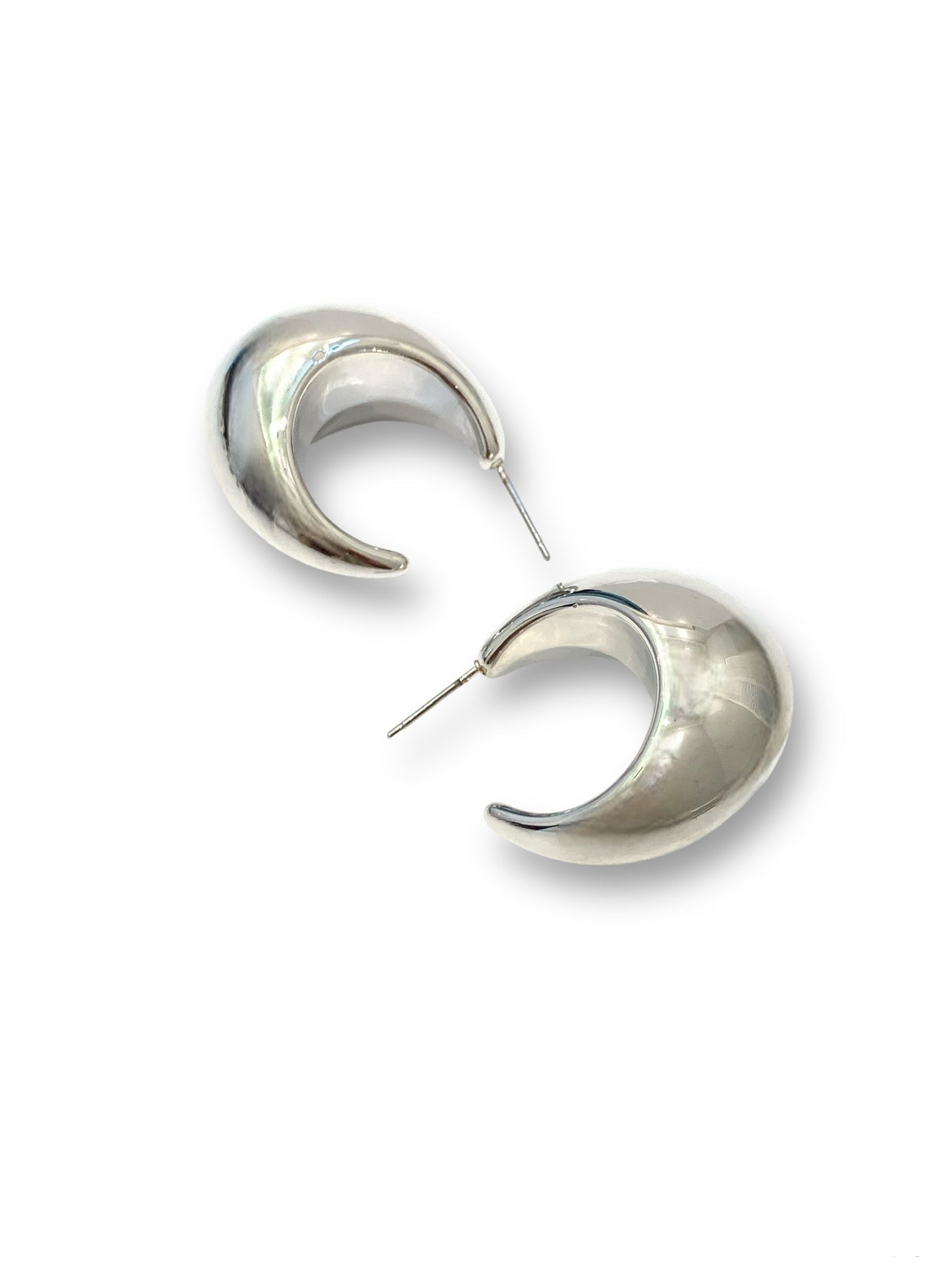 Luna chunky hoop earring