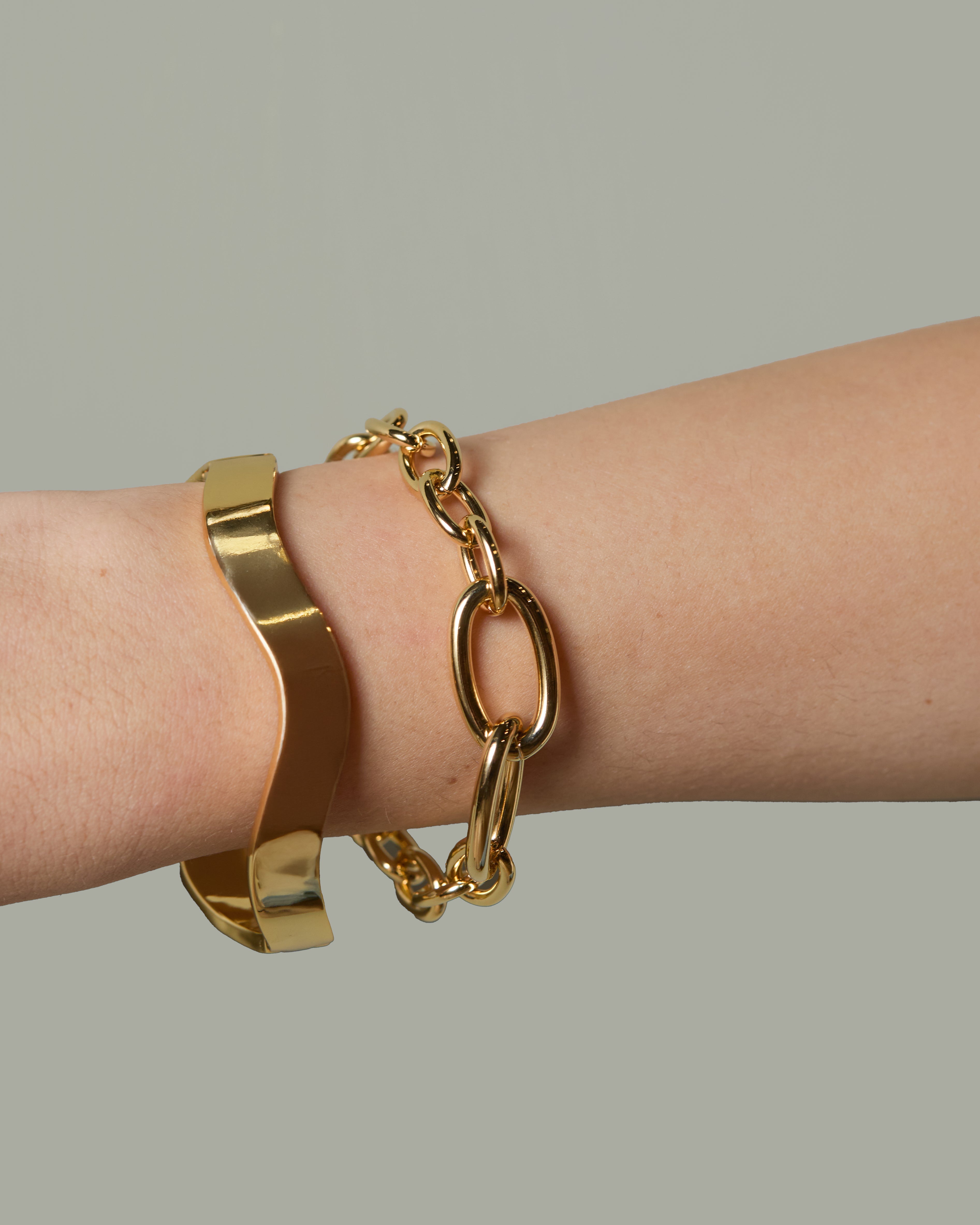 Mila substantial link chain bracelet