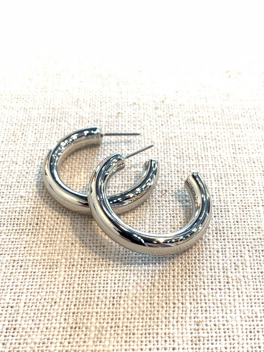 Olivia high polish hollow hoop 1 1/8" diameter