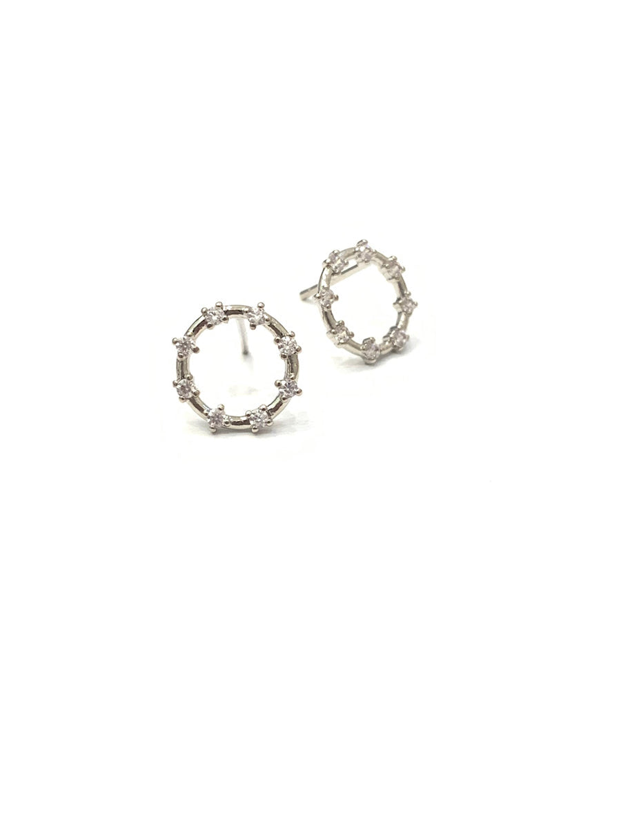 Charlotte circle stud earring